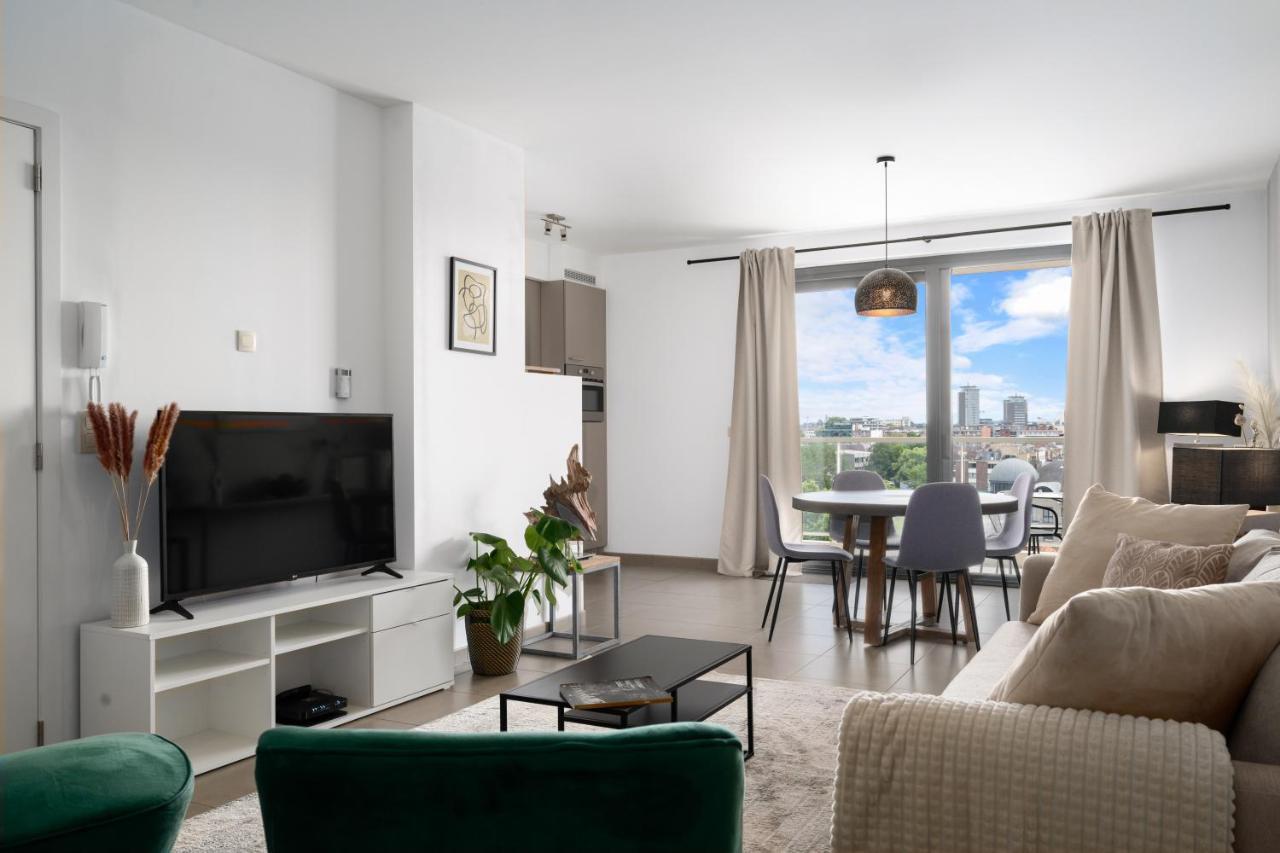 Shs Homes-Luxe Highrise, 2 Bedrooms, Kitchen, Free Parking, Stunning View, Large Tarrasse, Workspace Hasselt Kültér fotó