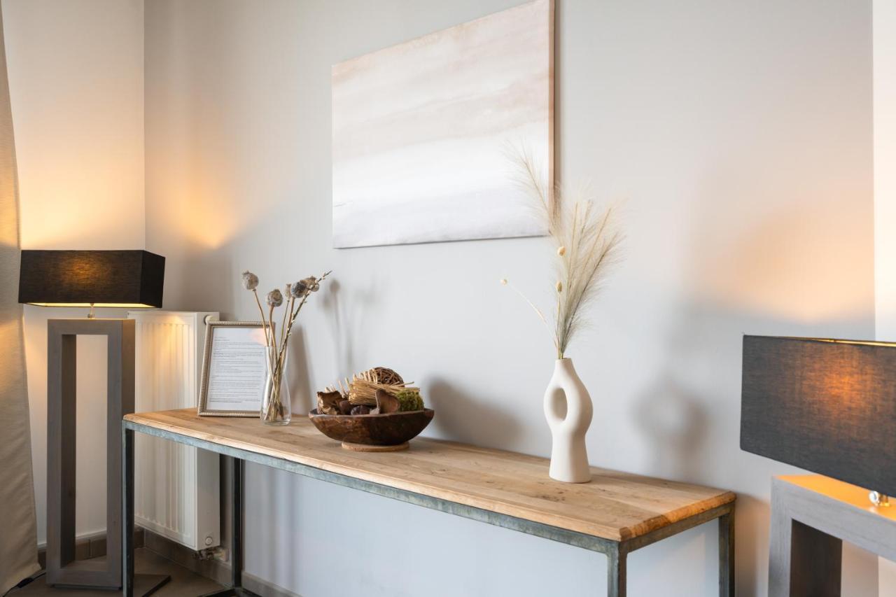 Shs Homes-Luxe Highrise, 2 Bedrooms, Kitchen, Free Parking, Stunning View, Large Tarrasse, Workspace Hasselt Kültér fotó